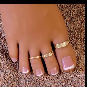 3/$20 3 piece Gold Toe Ring set